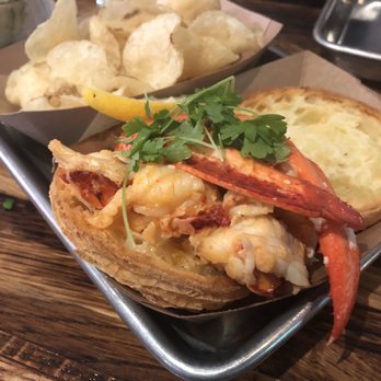 Knot Norm's - Lobster roll on GF bun - Seafood Near Me - Norwalk, Connecticut Knot Norm's - Lobster roll on GF bun - Seafood Near Me - Norwalk, Connecticut