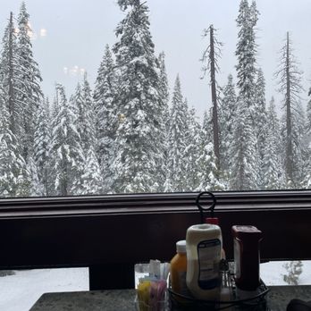 The Peaks Restaurant - The view - American Near Me - Sequoia National Park, California
