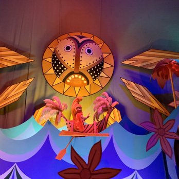 Its A Small World - Is that King Kamehameha? - Amusement Parks Near Me - Anaheim, California Its A Small World - Is that King Kamehameha? - Amusement Parks Near Me - Anaheim, California