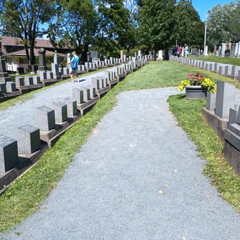 Fairview Lawn Cemetery - Funeral Services & Cemeteries Near Me - West End, Nova Scotia