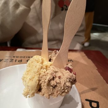Pizzicletta - Hazelnut and week speciality gelato - Pizza Near Me - Flagstaff, Arizona