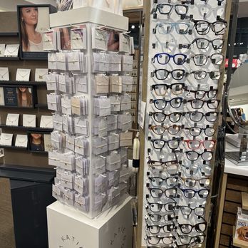 Amy's Hallmark Shop - Cards & Stationery Near Me - Nottingham, Maryland