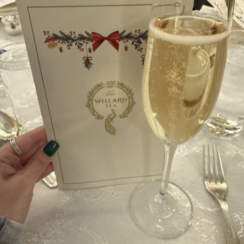 Peacock Alley Tea - Champagne - Tea Rooms Near Me - Washington, DC, District of Columbia