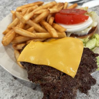 Alta's Burger Bar - Cheeseburger and fries - Burgers Near Me - Smith River, California