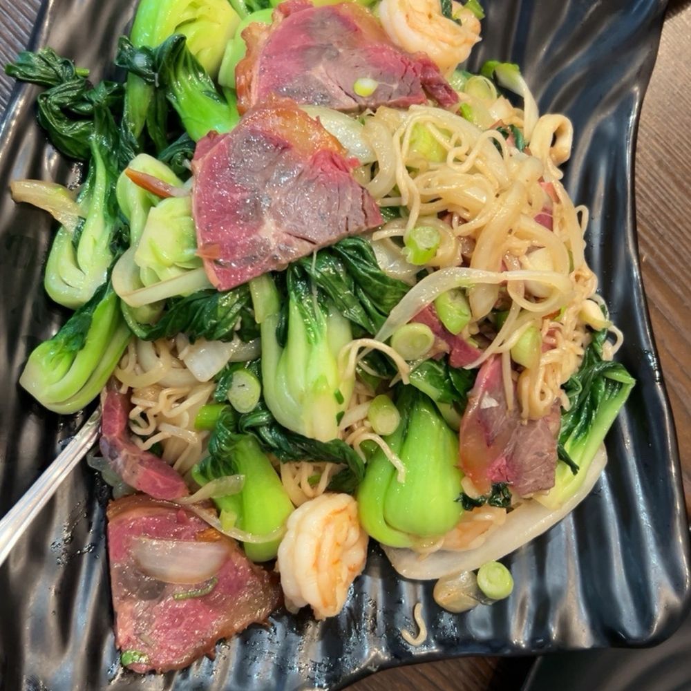 Dumpling Day - Food sooo good it makes you want to slapp your mommajk :) staff is soo friendly and kind - Chinese Near Me - Richmond, California