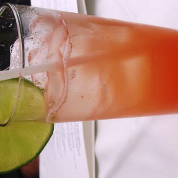Auberge du Pommier - Strawberry Smash $7 - French Near Me - Toronto, Ontario