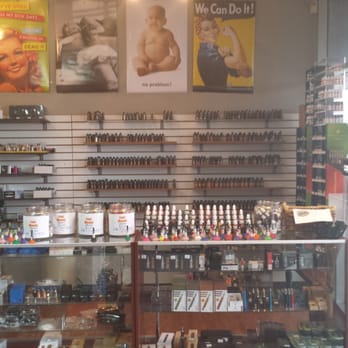 MADHOUSE SMOKE & VAPE - Updated June 2026 - 19 Photos - 2622 Colonel Glenn  Hwy, Fairborn, Ohio - Tobacco Shops - Phone Number