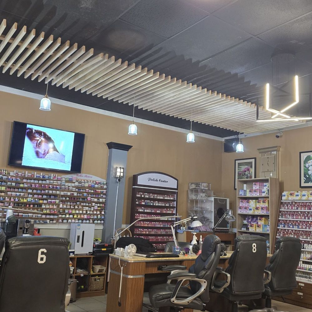 Nails4u - Nail Salons Near Me - Naperville, Illinois Nails4u - Nail Salons Near Me - Naperville, Illinois