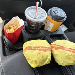 McDonald's - Two 2 Cheeseburger Meal