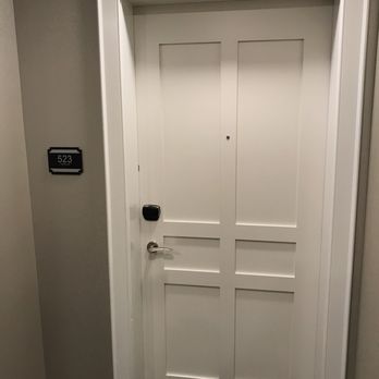 Hancock Hotel - King Suite (Vanlue Suite) - Room 523 - Hotels Near Me - Findlay, Ohio