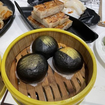 Bistro 1968 - Egg yolk bun - Dim Sum Near Me - San Gabriel, California