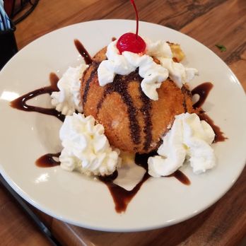 Basil's Café - Vietnamese Near Me - Long Beach, Mississippi