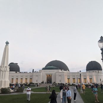 Griffith Observatory - Main Building - Observatories Near Me - Los Angeles, California Griffith Observatory - Main Building - Observatories Near Me - Los Angeles, California