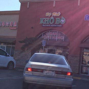 De Nhat Kho Bo - Specialty Food Near Me - Sacramento, California