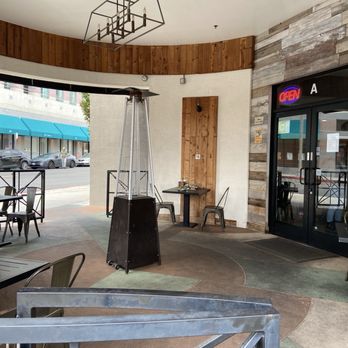 Pho Saigon Pasteur - Outdoor seating area - Vietnamese Near Me - Alhambra, California Pho Saigon Pasteur - Outdoor seating area - Vietnamese Near Me - Alhambra, California