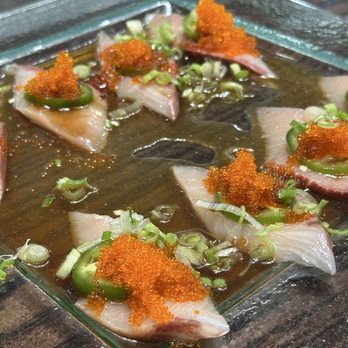 Sushi Rosa - Sushi Bars Near Me - Santa Rosa, California