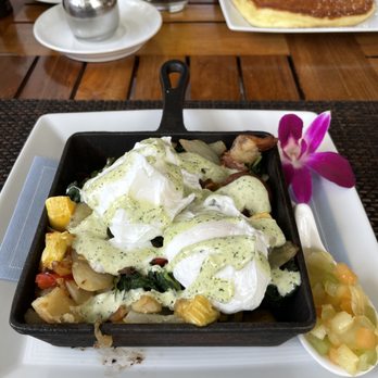 In-Yo Cafe - Veggie poached eggs - Breakfast & Brunch Near Me - Honolulu, Hawaii In-Yo Cafe - Veggie poached eggs - Breakfast & Brunch Near Me - Honolulu, Hawaii