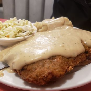 Nelda's Diner - Chicken fried steak Dinner - Diners Near Me - Lake Isabella, California Nelda's Diner - Chicken fried steak Dinner - Diners Near Me - Lake Isabella, California