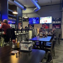 Hurrdat Sports Bar & Grill - End of the bar and more screens.