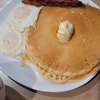 Silver Diner - Diners Near Me - Baltimore, Maryland Silver Diner - Diners Near Me - Baltimore, Maryland