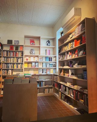 Honey Moon Coffee Shop by null