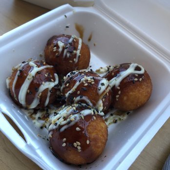 Kashiwa Ramen - 5 Takoyaki - Ramen Near Me - Costa Mesa, California Kashiwa Ramen - 5 Takoyaki - Ramen Near Me - Costa Mesa, California