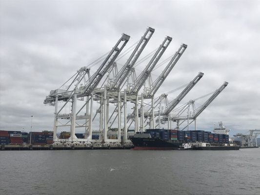 Port of Oakland by null