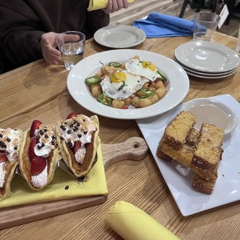 Stevie G’s - Cannoli pancake tacos, french toast sticks, and breakfast tot-chos - Breakfast & Brunch Near Me - Rockland, Massachusetts Stevie G’s - Cannoli pancake tacos, french toast sticks, and breakfast tot-chos - Breakfast & Brunch Near Me - Rockland, Massachusetts