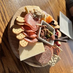 BIN 605 - Meat and cheese charcuterie board