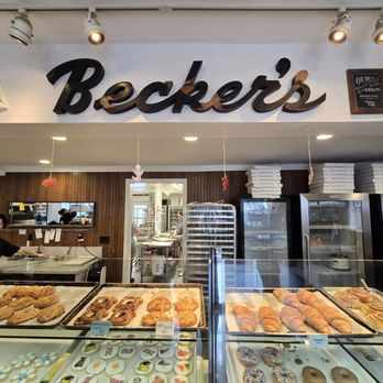 Becker's Bakery - Bakeries Near Me - Manhattan Beach, California