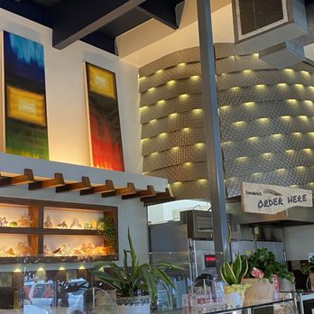 Thanh Son Tofu - banh mi sandwich and deli side on the right side of the building. - Vietnamese Near Me - Seattle, Washington