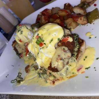 Starr Food Lounge - Eggs Benedict on Salmon Patties - Caribbean Near Me - Douglasville, Georgia