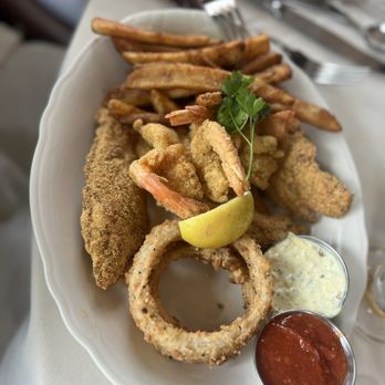 GRACE’S - Updated 2024 - 2186 Photos & 1402 Reviews - 3111 Kirby Dr ...