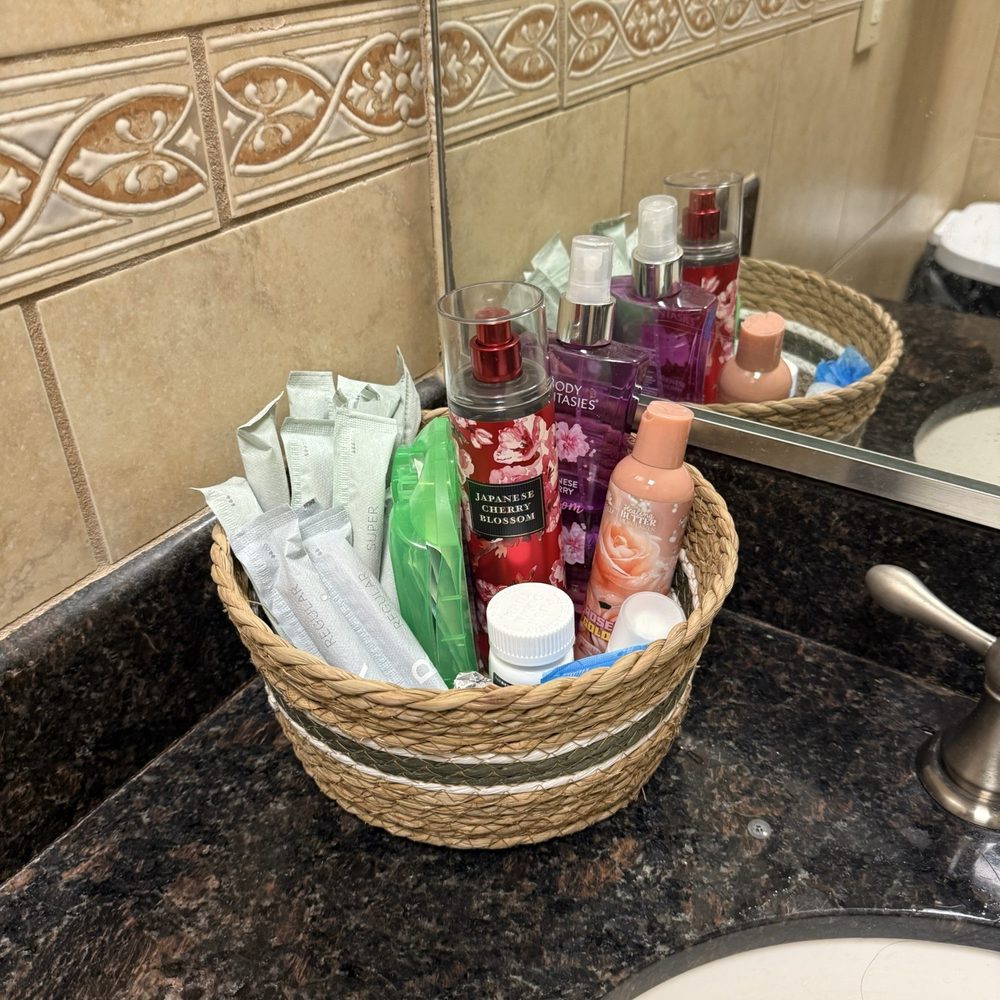 Will Henry's Tavern - Women's bathroom supplies - Sports Bars Near Me - Lawrenceville, Georgia Will Henry's Tavern - Women's bathroom supplies - Sports Bars Near Me - Lawrenceville, Georgia