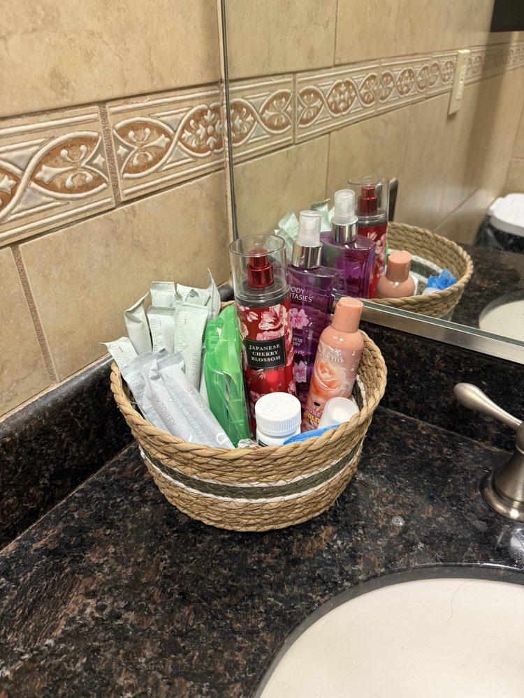 Social spots from Will Henry's Tavern