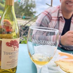 Toasted Oak Winery - Afternoon wine