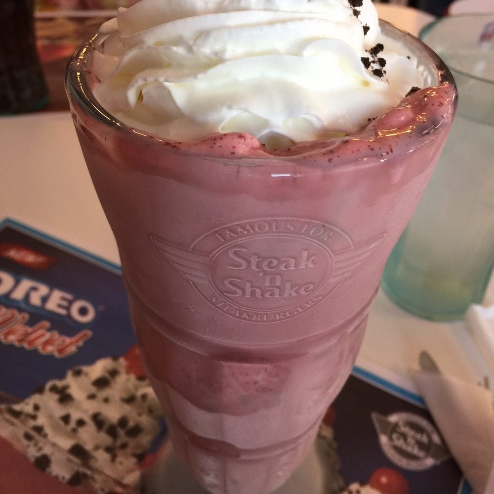 Steak ’n Shake - Oreo red velvet shake - Fast Food Near Me - Mooresville, Indiana