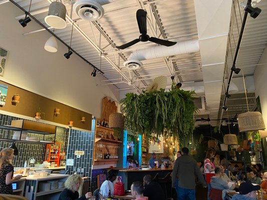 Marna's Eatery and Lounge by null