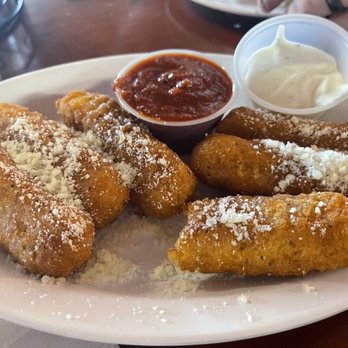 Venesian Inn - Homemade mozzarella sticks - Italian Near Me - Tontitown, Arkansas