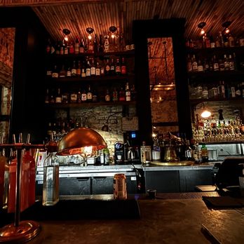 Double Knot - Bar area - Sushi Bars Near Me - Philadelphia, Pennsylvania
