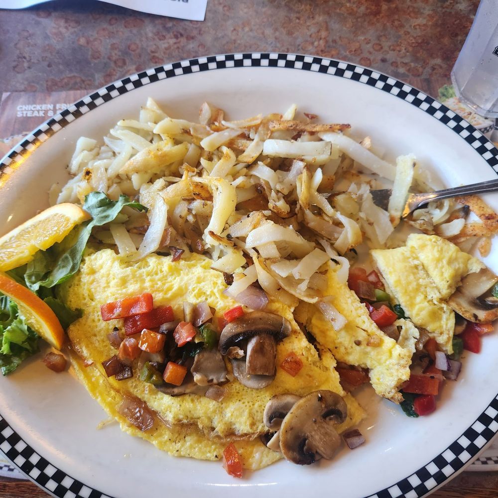 Black Bear Diner Arvin - Vegetable omelet.....needed a little bit more cheese but very good!! - Breakfast & Brunch Near Me - Arvin, California Black Bear Diner Arvin - Vegetable omelet.....needed a little bit more cheese but very good!! - Breakfast & Brunch Near Me - Arvin, California
