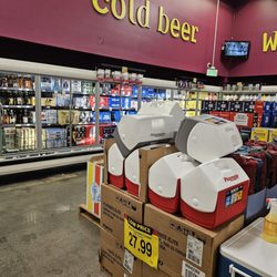 Food4Less - Cold beer