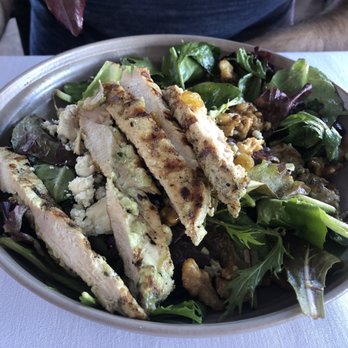 Creekside Grille Restaurant - Vineyard salad with grilled chicken - New American Near Me - Temecula, California Creekside Grille Restaurant - Vineyard salad with grilled chicken - New American Near Me - Temecula, California