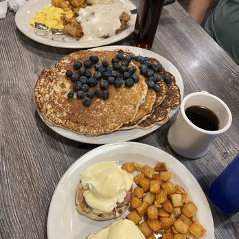 Fork and Spoon - New American Near Me - New Braunfels, Texas Fork and Spoon - New American Near Me - New Braunfels, Texas