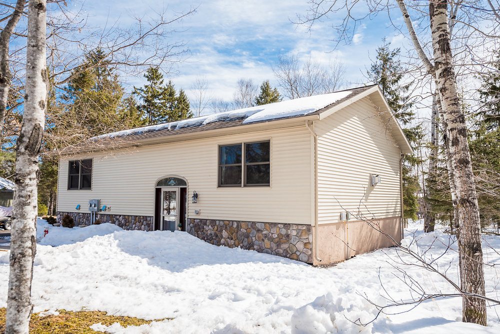 VALARIE LAKE REAL LIVING Contact Agent 10 Photos 1512 E