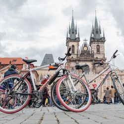 Praha Bike - Cycling & E-bike Tours with Rentals - Stop on Old Town Sq in Prague