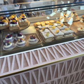 Sinta - Display case - Bakeries Near Me - Chula Vista, California Sinta - Display case - Bakeries Near Me - Chula Vista, California