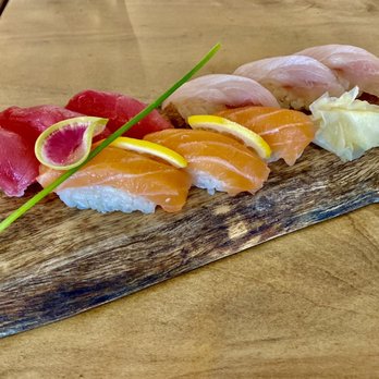 MOA Kitchen - Nigiri sushi set - Ramen Near Me - Waimea, Hawaii MOA Kitchen - Nigiri sushi set - Ramen Near Me - Waimea, Hawaii