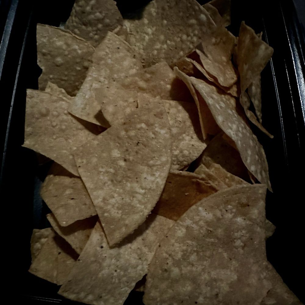 BJ's Restaurant & Brewhouse - Chips - Pizza Near Me - Irvine, California