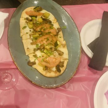 Solterra Winery & Kitchen - Artichoke and Mushroom Flatbread - Wine Bars Near Me - Encinitas, California